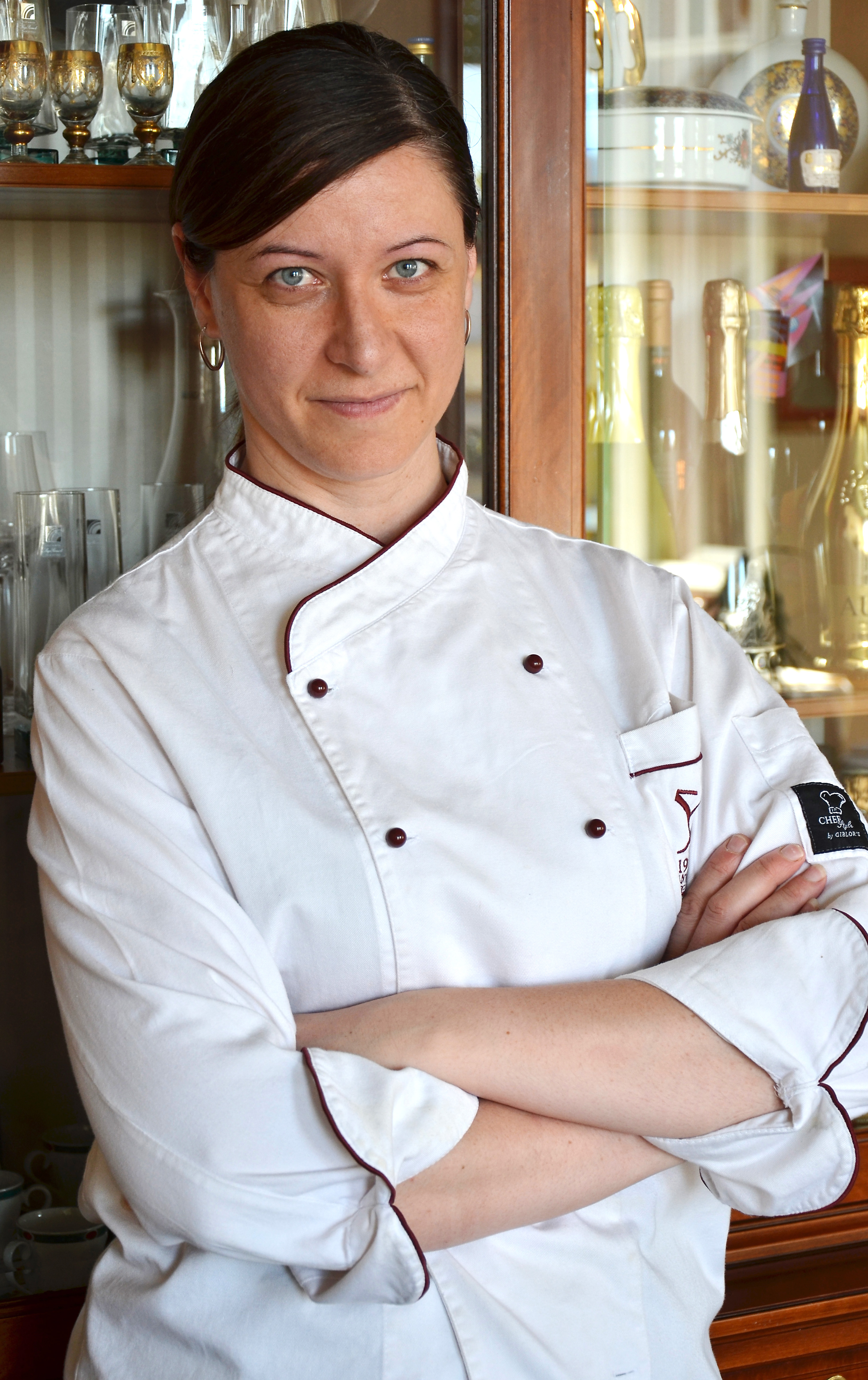 Teresa Colia, il volto nuovo della cucina del Ristorante Afrodite di Viareggio, è pronta per affrontare una grande sfida di gusto. 