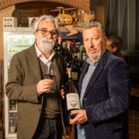 Rebarba, la Barbera d’Asti affinata in musica dal maestro Peppe Vessicchio