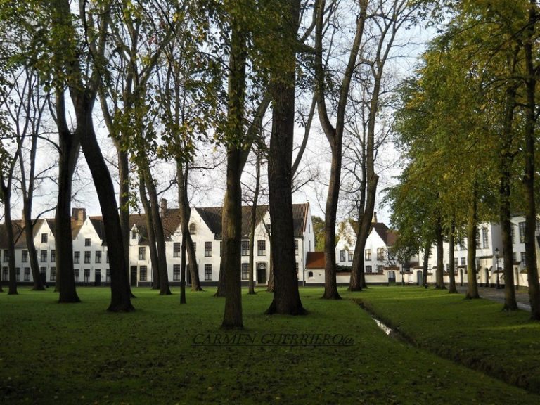 Bruges Begijnhof