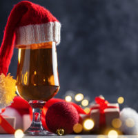 Natale, la birra riunisce gli italiani a tavola per le festività